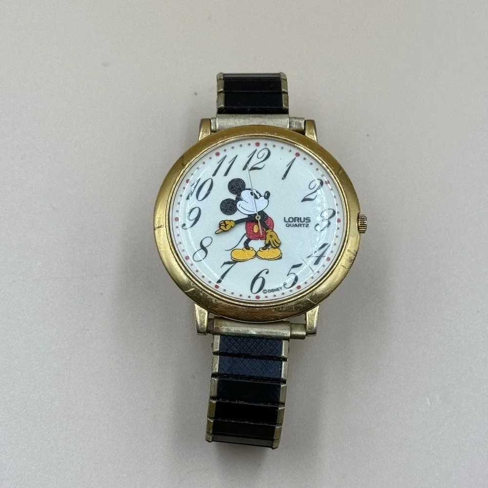Lorus Disney Mickey Mouse Watch Gold Tone V501-0A20 Quartz Analog Untested